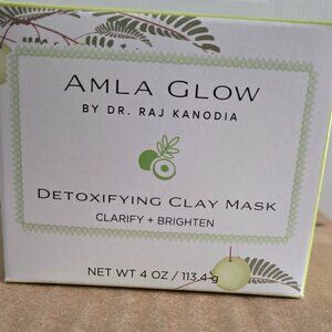Amla Glow detoxifying Clay Mask